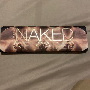 Urban Decay Naked Reloaded eyeshadow palette